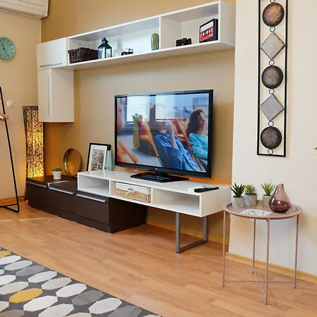 Memoir By Sofiaspot - Central, Metro To Airport דירה סופיה