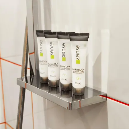 Memoir By Sofiaspot - Central, Metro To Airport סופיה