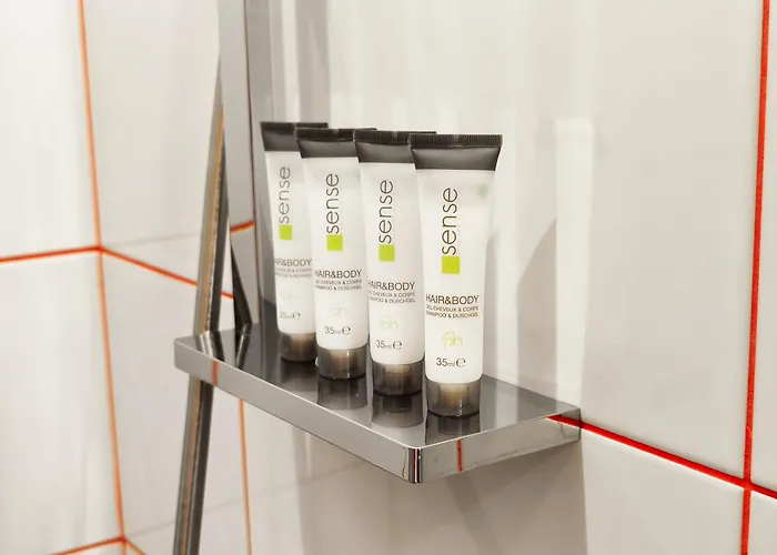 Memoir By Sofiaspot - Central, Metro To Airport София